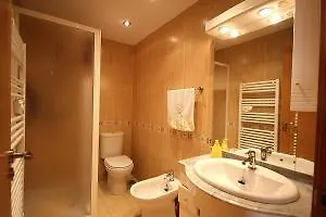 101936 - In Apartment *